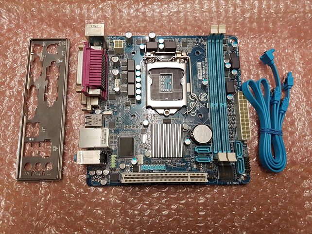Gigabyte GA-H61N-D2V Mini-ITX Motherboard, Intel H61, Socket 115 - Click Image to Close